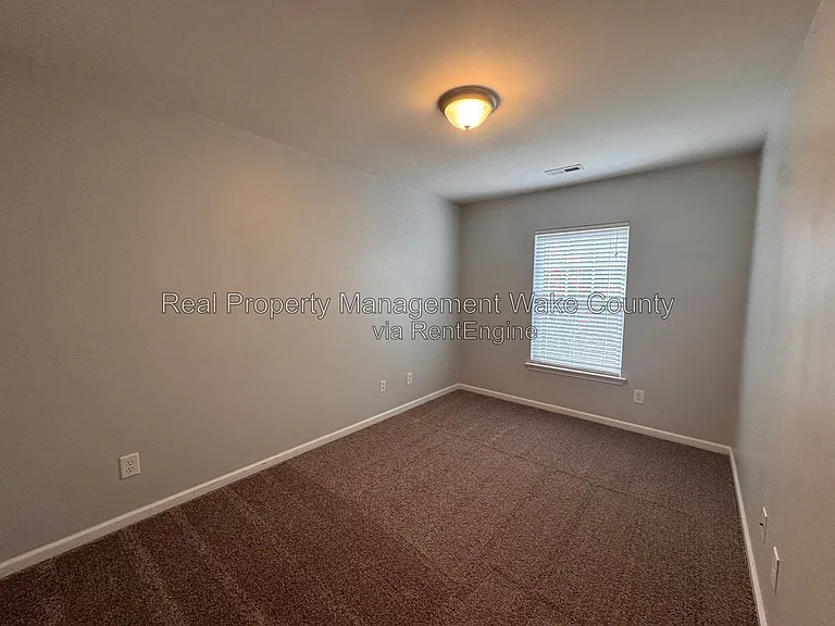 11701 Coppergate Dr #109 — Photo 7