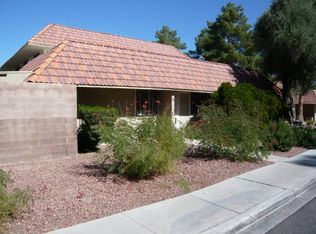 2402 Paradise Village Way, Las Vegas, NV 89120