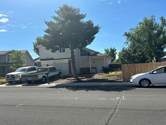 2nd image of 220 N Holcomb Cir