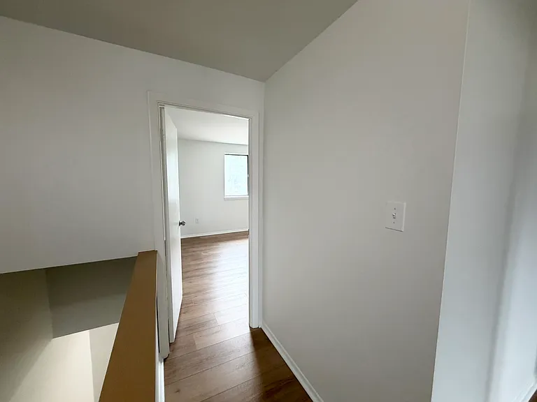 7038 Knighthood Ln — Photo 14