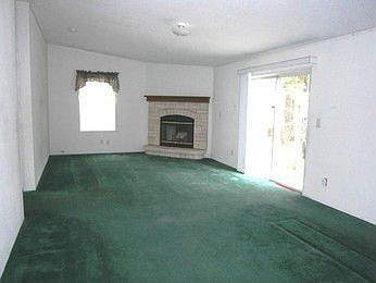 3rd image of 473 W Cooley Ln