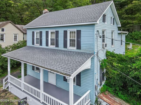 7712 Cherry Valley Rd, Delaware Water Gap, PA 18327