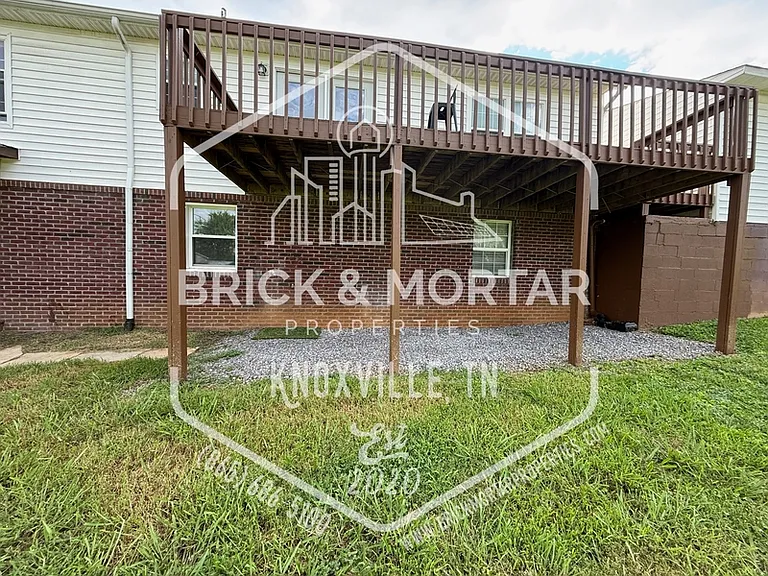 1737 Lively Rd — Photo 27