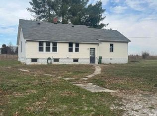 23392 N State Highway 37, Dix, IL 62830