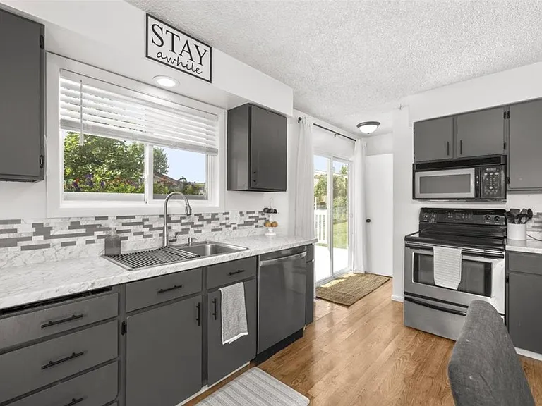 304 Harrison Blvd — Photo 12