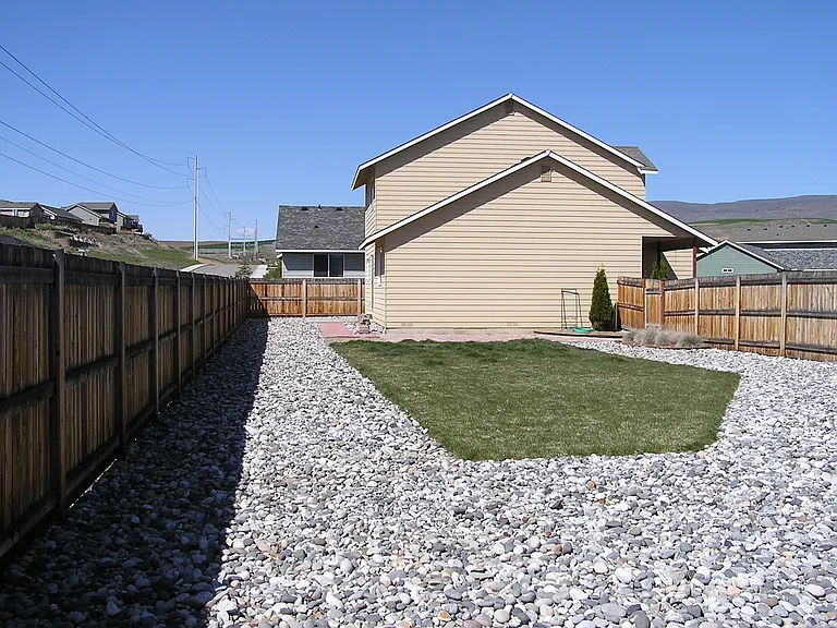 2384 Spring Wheat Rd — Photo 11