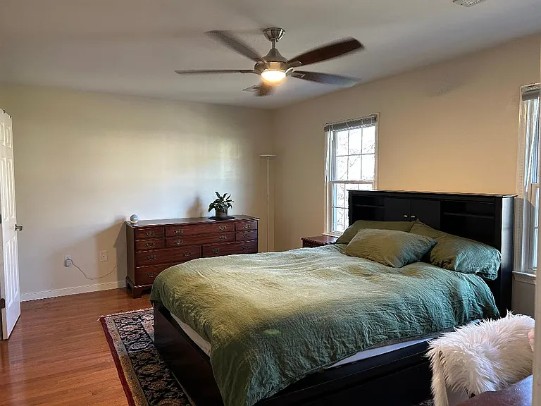 8943 Castle Point Dr — Photo 15