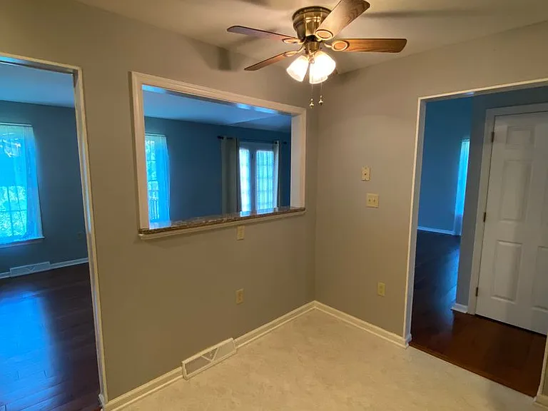 472 Hillside Dr — Photo 8
