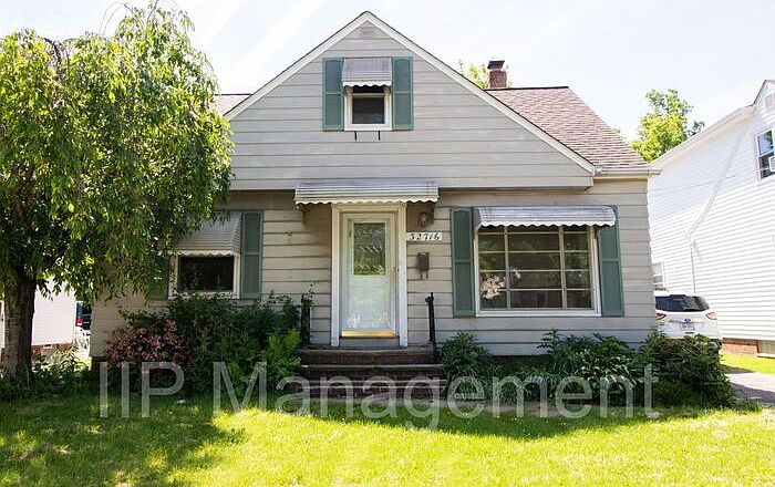 1st image of 32716 Willowick Dr