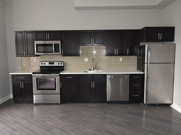 5th image of 4106 Parkside Ave #2F