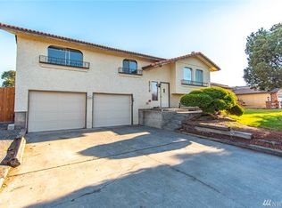 2219 S Crestmont Dr, Moses Lake, WA 98837