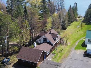 42840 Lakeshore Dr, Chassell, MI 49916