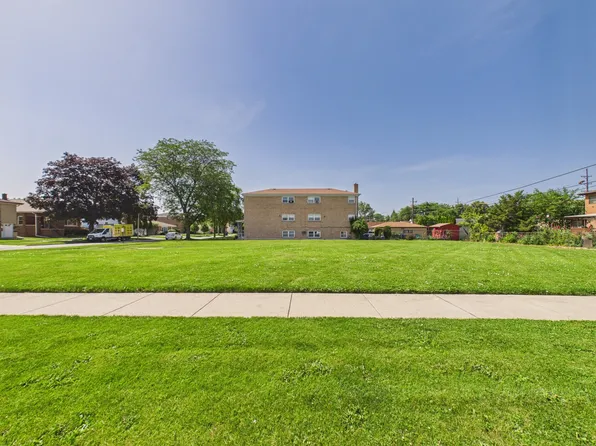 1638 N 32nd Ave, Melrose Park, IL 60160