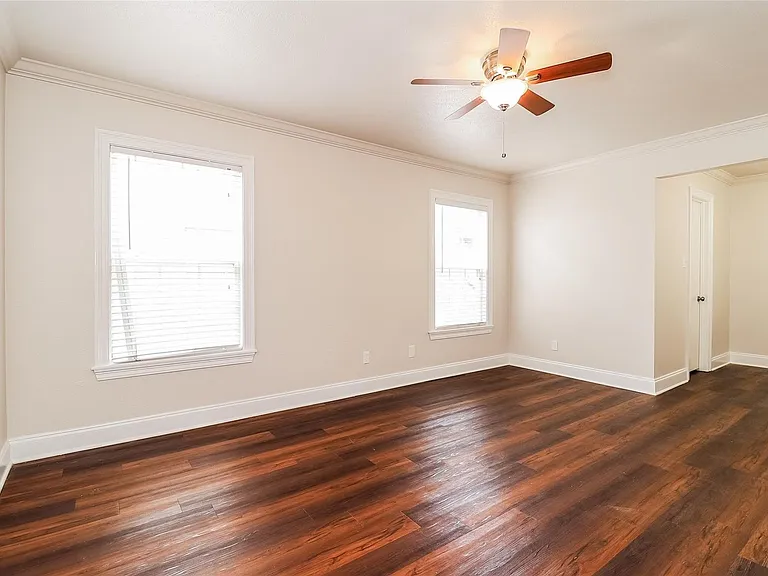 4204 Ireland Dr — Photo 9
