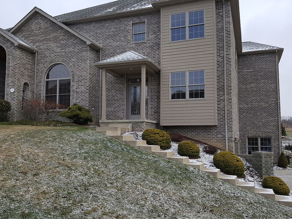 1st image of 1008 Blackthorne Dr