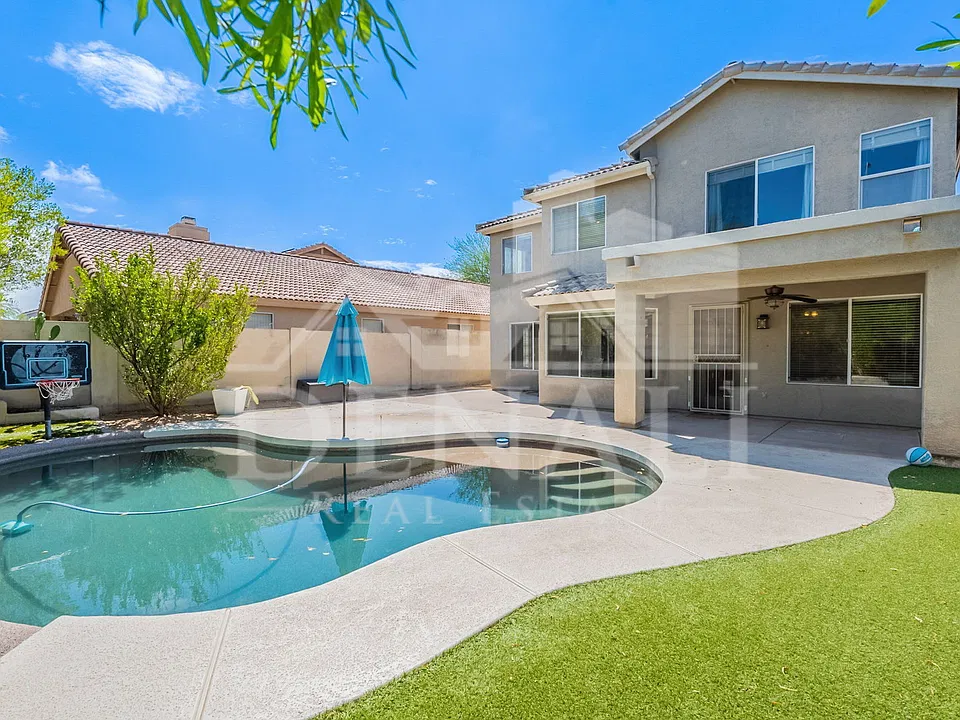 4274 E Creosote Dr