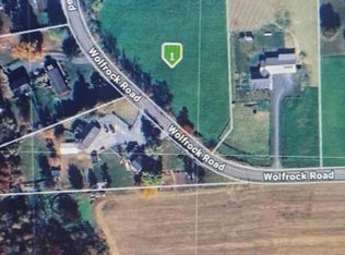 343 Wolf Rock Rd, Paradise, PA 17562