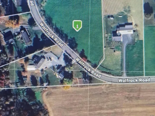 343 Wolf Rock Rd, Paradise, PA 17562