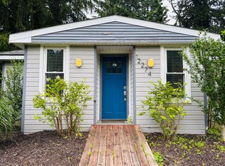 12274 Red Arrow Hwy, Sawyer, MI 49125