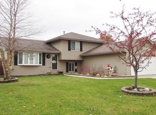 7012 Cottie Dr, Joliet, IL 60431