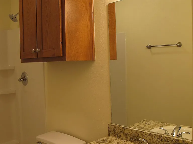 304 Mockingbird Ln — Photo 12