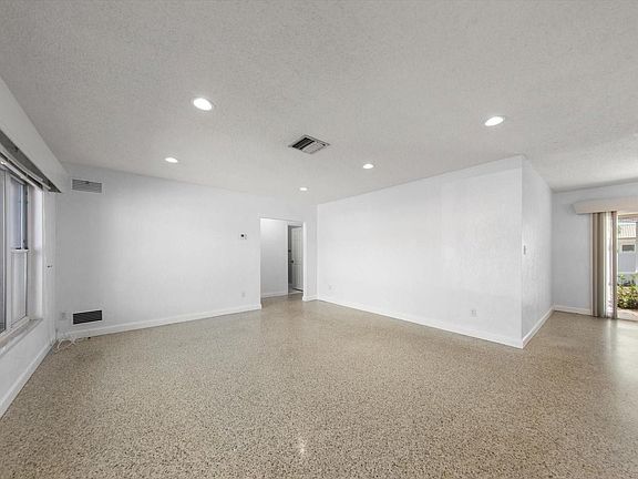 5th image of 106 15th St