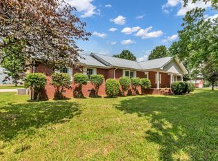184 Buncombe Rd, Belvidere, TN 37306