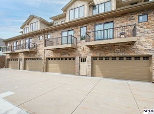 5138 Dodge St, Omaha, NE 68132
