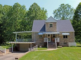 93 Martina Dr, Weirton, WV 26062