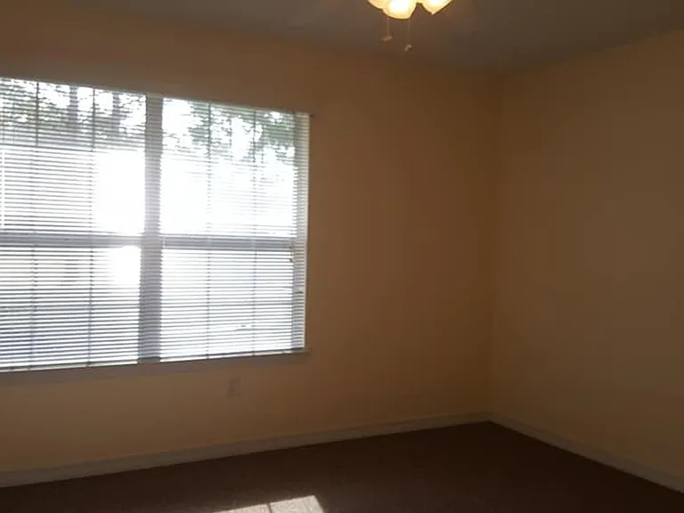 502 Meadow Ln — Photo 31