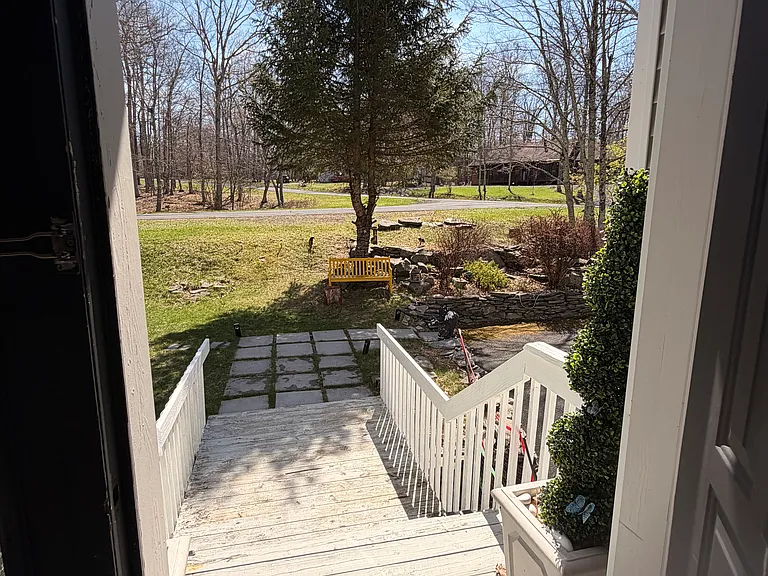 189 Oakenshield Dr — Photo 73