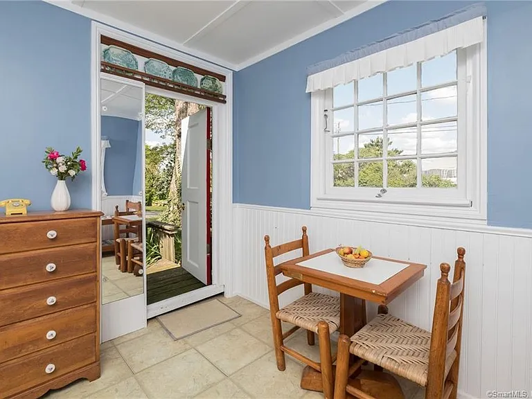 10 Morgan Point — Photo 36