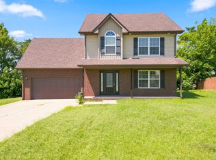 121 Pledge Ct, La Vergne, TN 37086