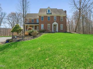 9 Stable Lane, Saratoga Springs, NY 12866