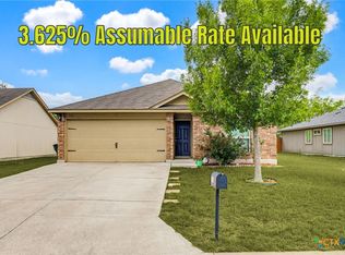 138 Talon Dr, Luling, TX 78648