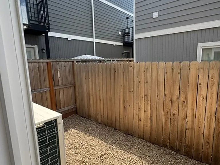 7833 Jacqueline Way — Photo 7