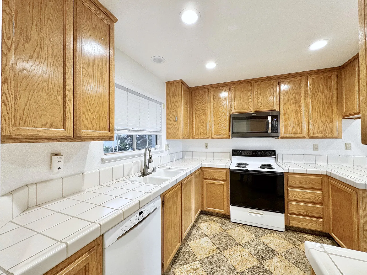 4378 Conejo Drive - Townhome — Photo 2
