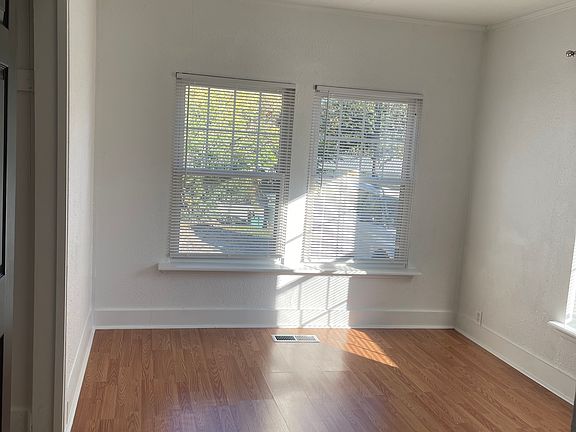 5th image of 307 S Washington Ave