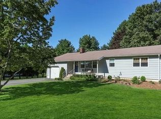 7 Cathy Ln, Chester, NJ 07930