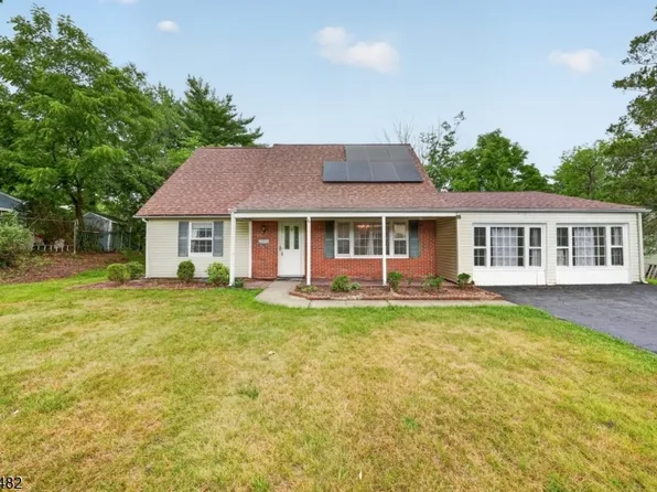 6 Concord Dr, Franklin Twp., NJ 08873