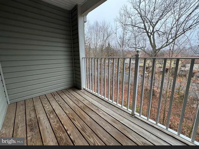 501 Garrison Woods Dr #302 — Photo 11