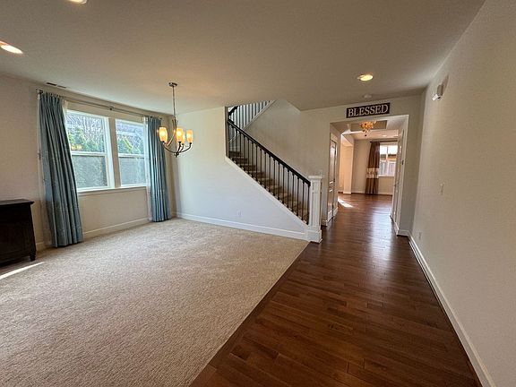 3rd image of 5619 NE 8th St