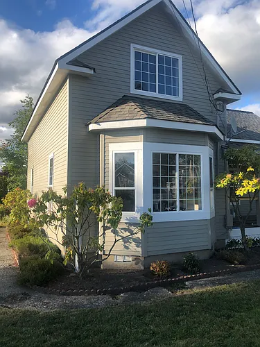 1020 19th St Photo 1