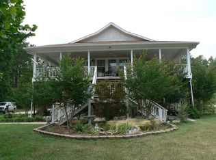 212 Canal Dr, Statesville, NC 28677