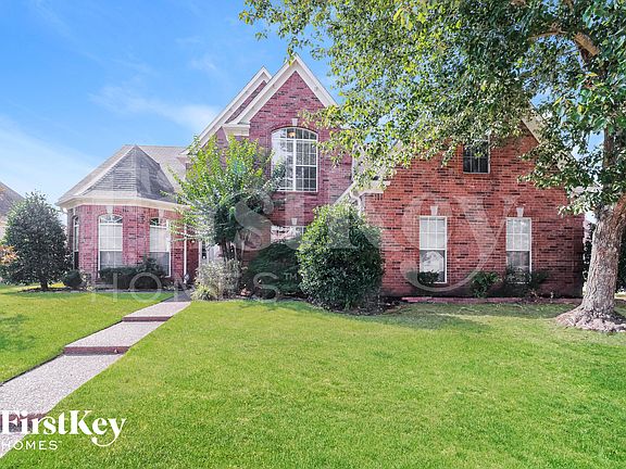 3rd image of 2651 Plum Creek Dr