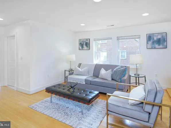 1220 Holbrook Ter NE APT 204, Washington, DC 20002