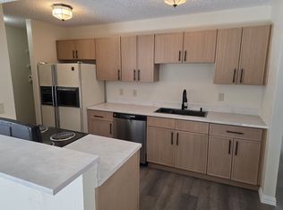 2222 Ridgedale Dr, Carrollton, TX 75006