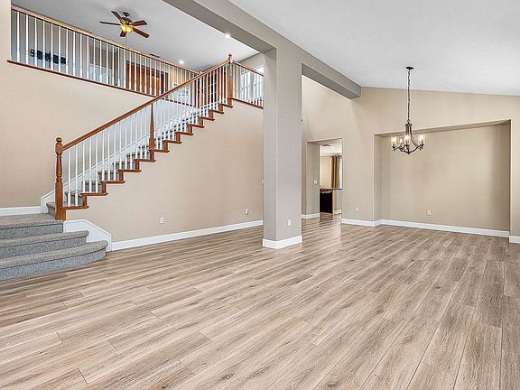 3rd image of 8135 Damico Dr