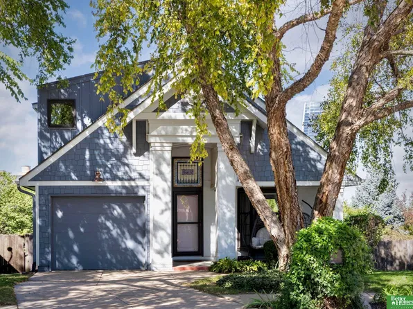 1106 S 15th Cir, Omaha, NE 68108