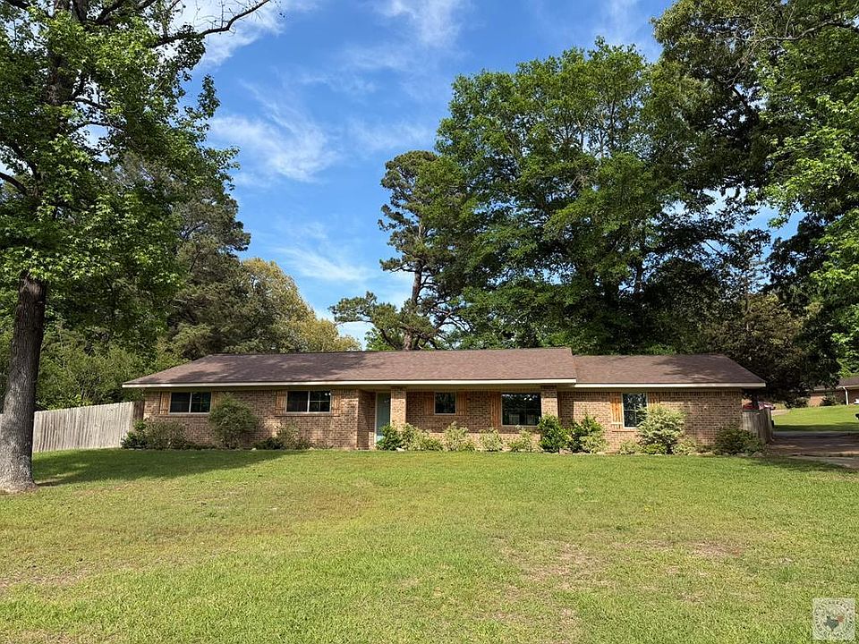 1st image of 107 Woodland Lake Dr